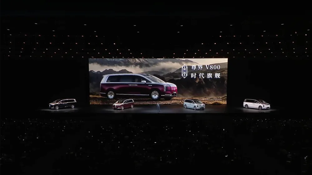 百万 MPV 为什么要「学」华为一次上车？