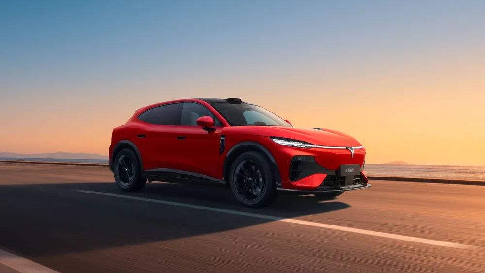 Does a 5-meter SUV really need to do a 360-degree loop-the-loop