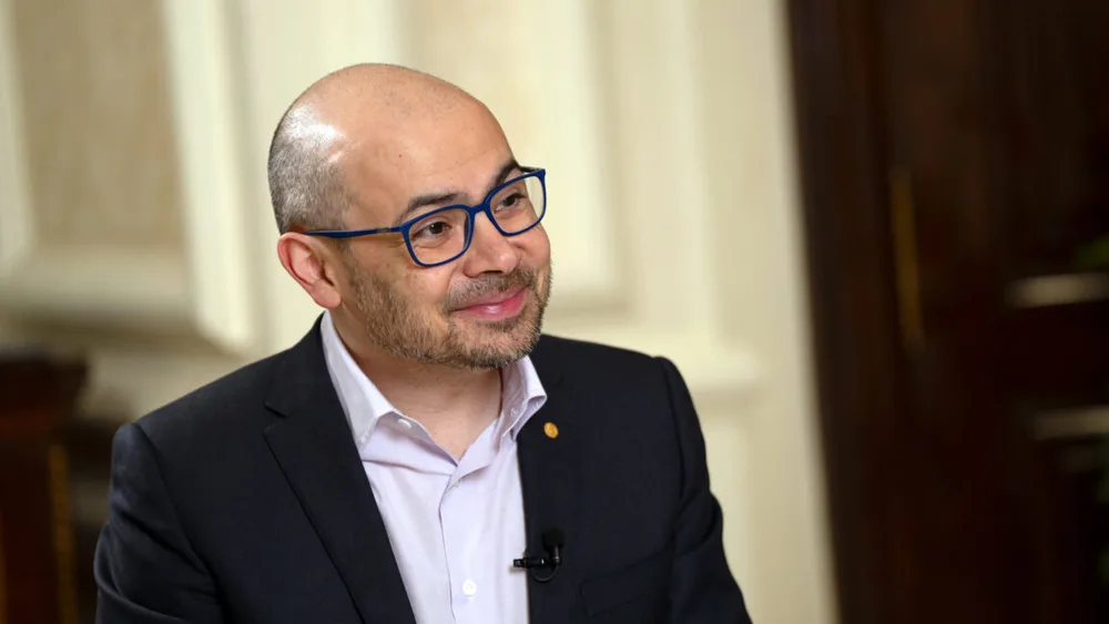 Demis Hassabis stepping back from DeepMind signals a weird shift