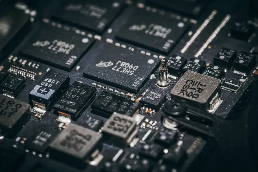 US Eases Export Controls on AI Chips to UAE